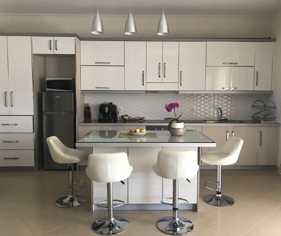 Central City Apartment Саранда Экстерьер фото